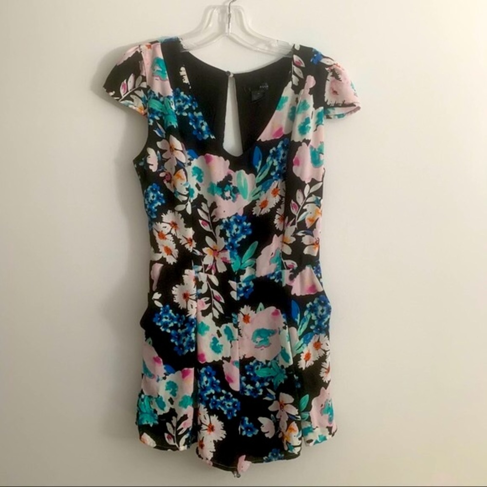 Aqua floral short romper cap sleeve v-neck, medium